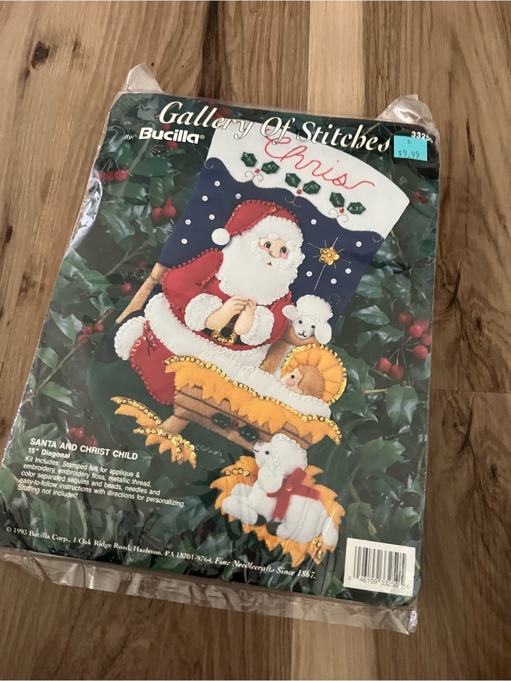 Bucilla Gallery Of Stitches Santa And Christ Child Felt Stocking Kit 33250 New